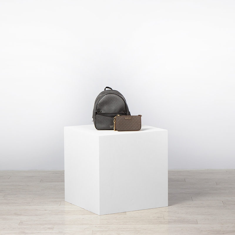 Plinth 600x600x600h