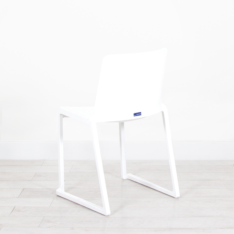 White Kansas Linking Chair