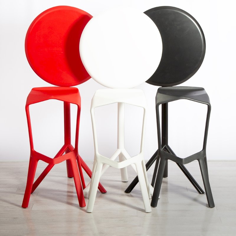 Mara Table - Red