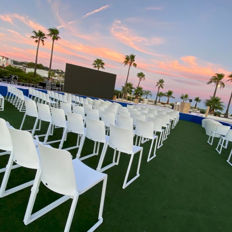 White Kansas Linking Chair